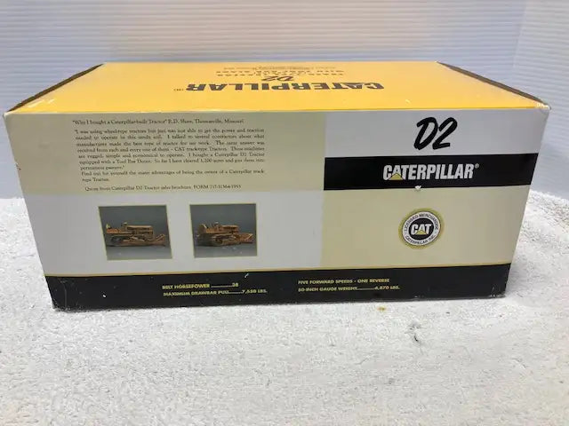 1/16 CATERPILLAR D2 W/BLADE Die-Cast Construction Toy