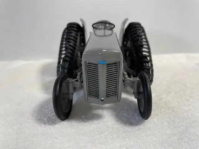 1/16 FERGUSON TEA-20 Die-Cast Farm Toy Tractor