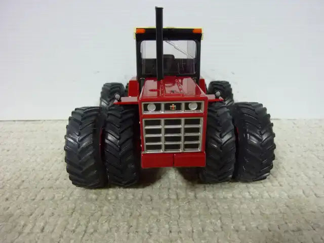 1/32 INTERNATIONAL 4786 Farm Toy Tractor