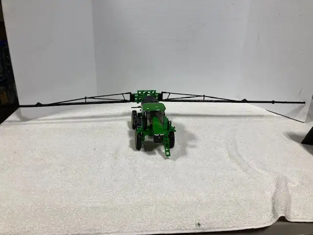 1/32 JOHN DEERE 412R Sprayer Farm Toy