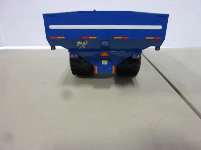 1/32 KINZE 1050 Grain Cart Farm Toy