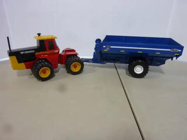 1/32 KINZE 1050 Grain Cart Farm Toy