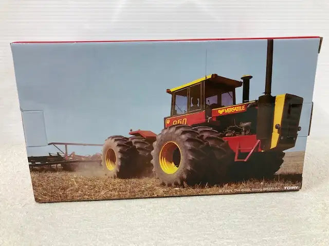1/32 VERSATILE 950 Farm Toy Tractor