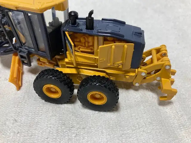 1/50 JOHN DEERE 872 GP Motor Grader Construction Toy