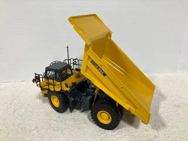 1/50 KOMATSU HD 605 Mining Dump Truck Toy
