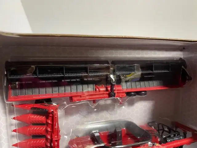 1/64 CASE IH 7250 Prestige farm Toy Combine