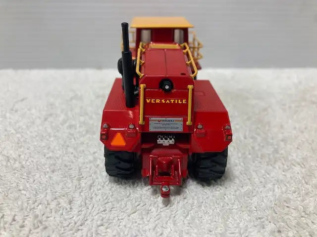 1/64 VERSATILE 1080 BIG ROY 4wd Farm Toy Tractor