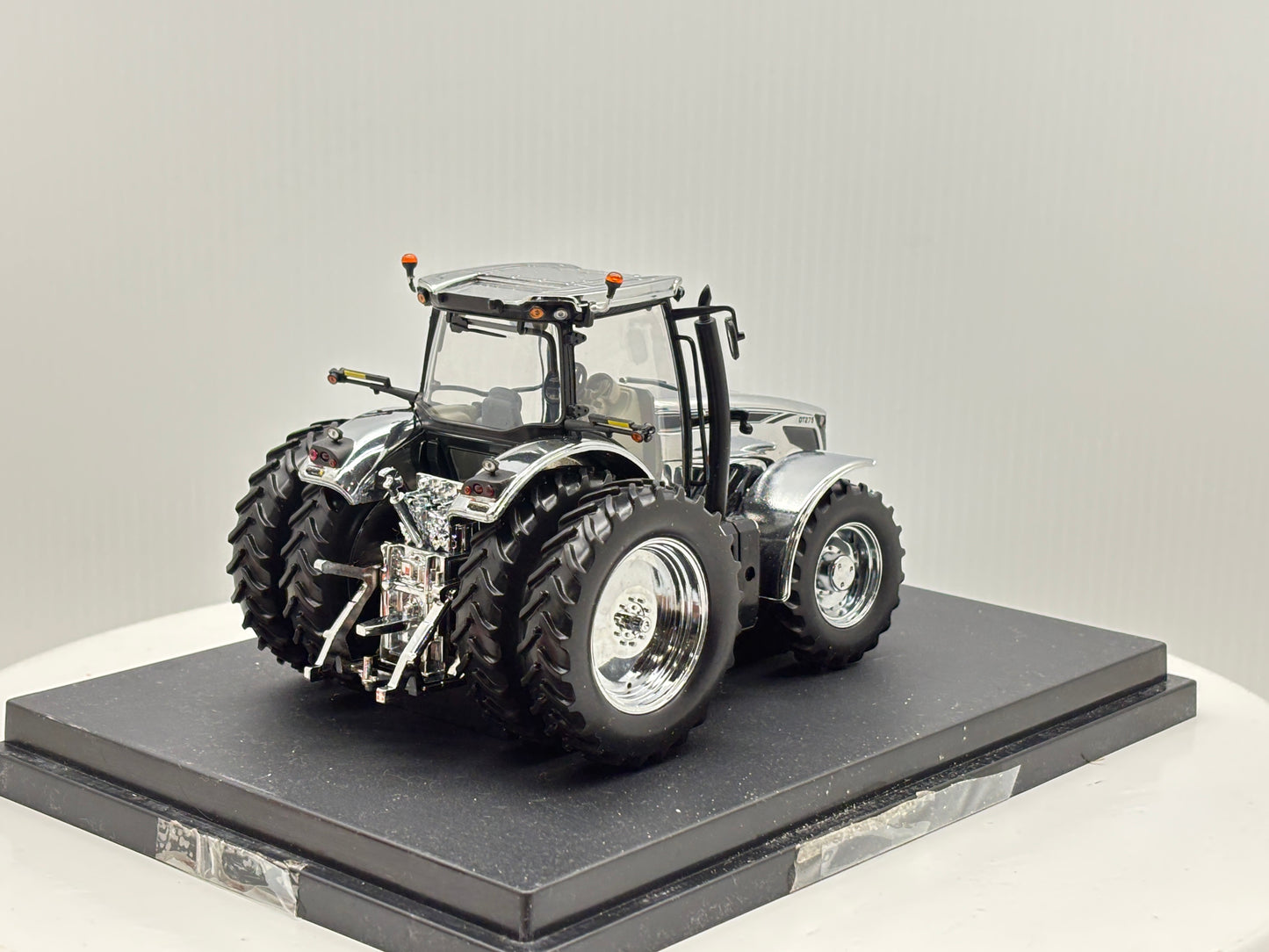 1/32 Agco DT275B Louisville