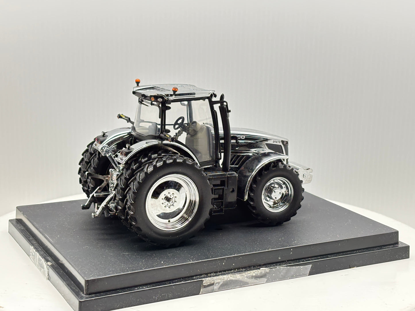 1/32 Agco DT275B Louisville