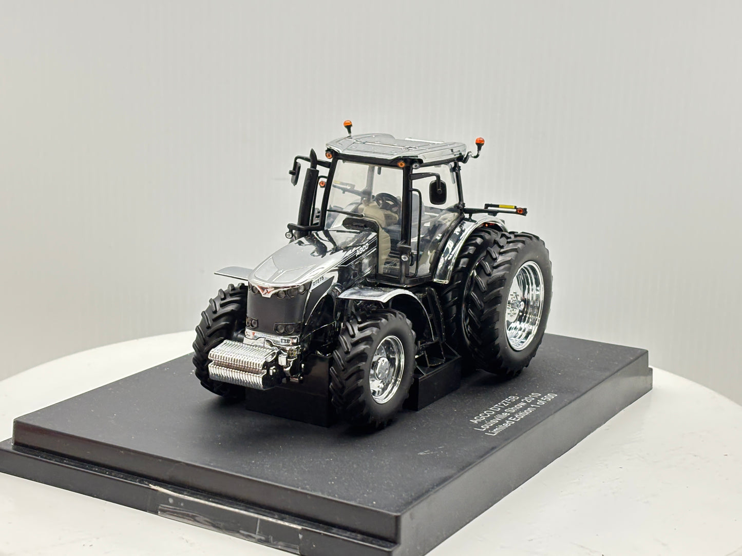 1/32 Agco DT275B Louisville