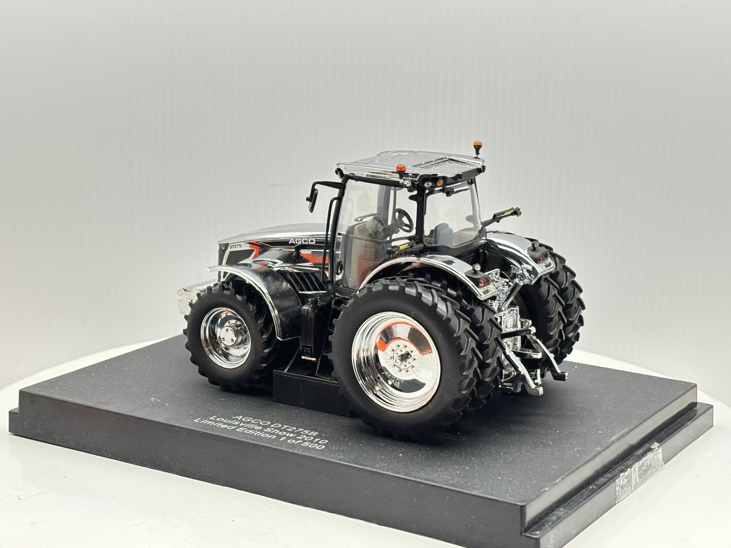 1/32 Agco DT275B Louisville