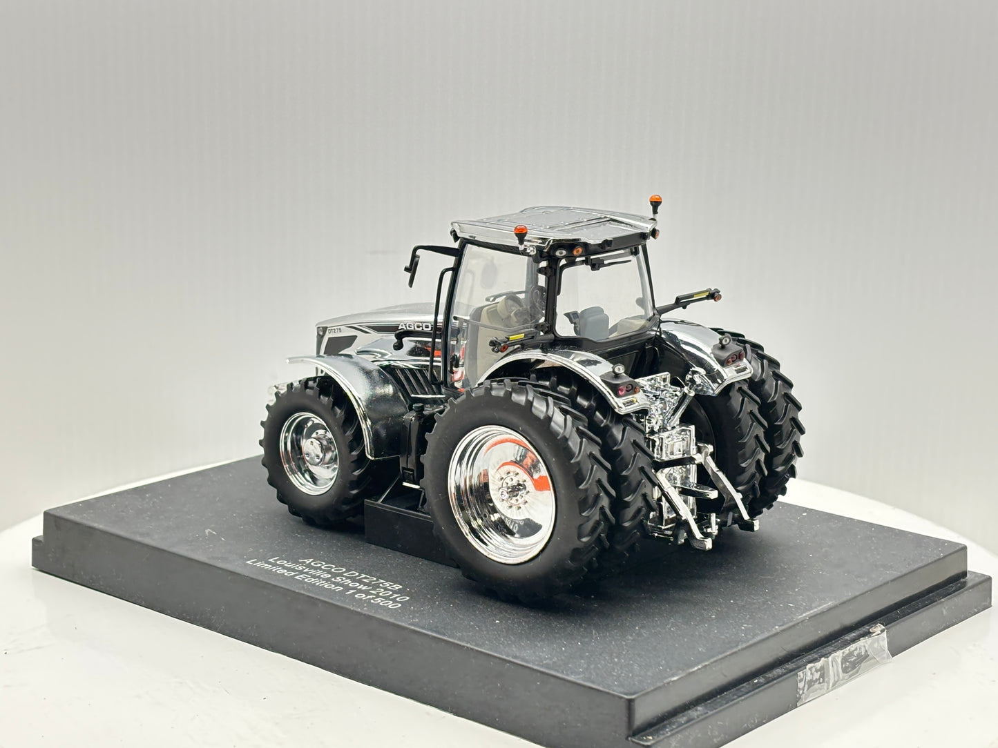 1/32 Agco DT275B Louisville