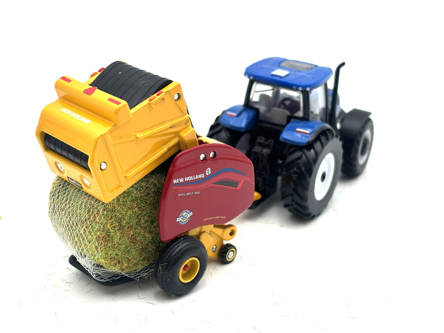 1/64 Aged Hay Bales Net Wrapped 6' x 5'
