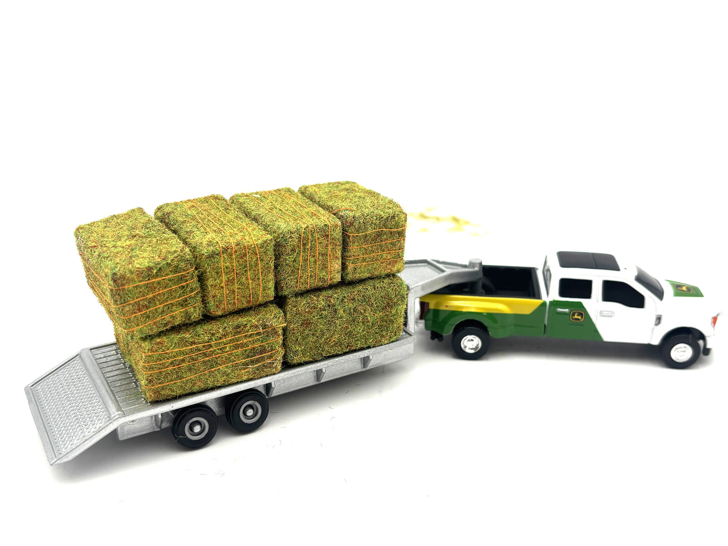 1/64 Aged Hay Bales Twine Wrapped 4' x 4' x 8'