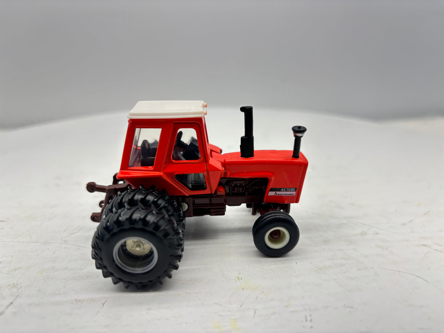 1/64 Allis-Chalmers 7080 Maroon Belly