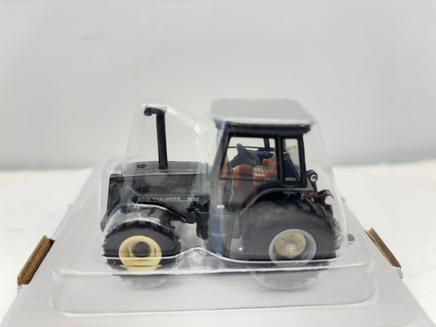 1/64 Allis-Chalmers 8050 FWA Black Chase