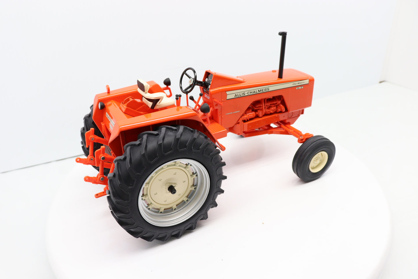 1/16 Allis-Chalmers 190XT