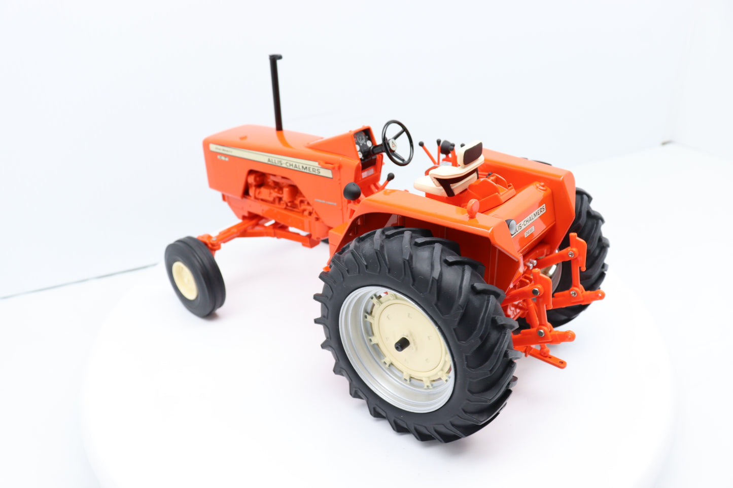 1/16 Allis-Chalmers 190XT