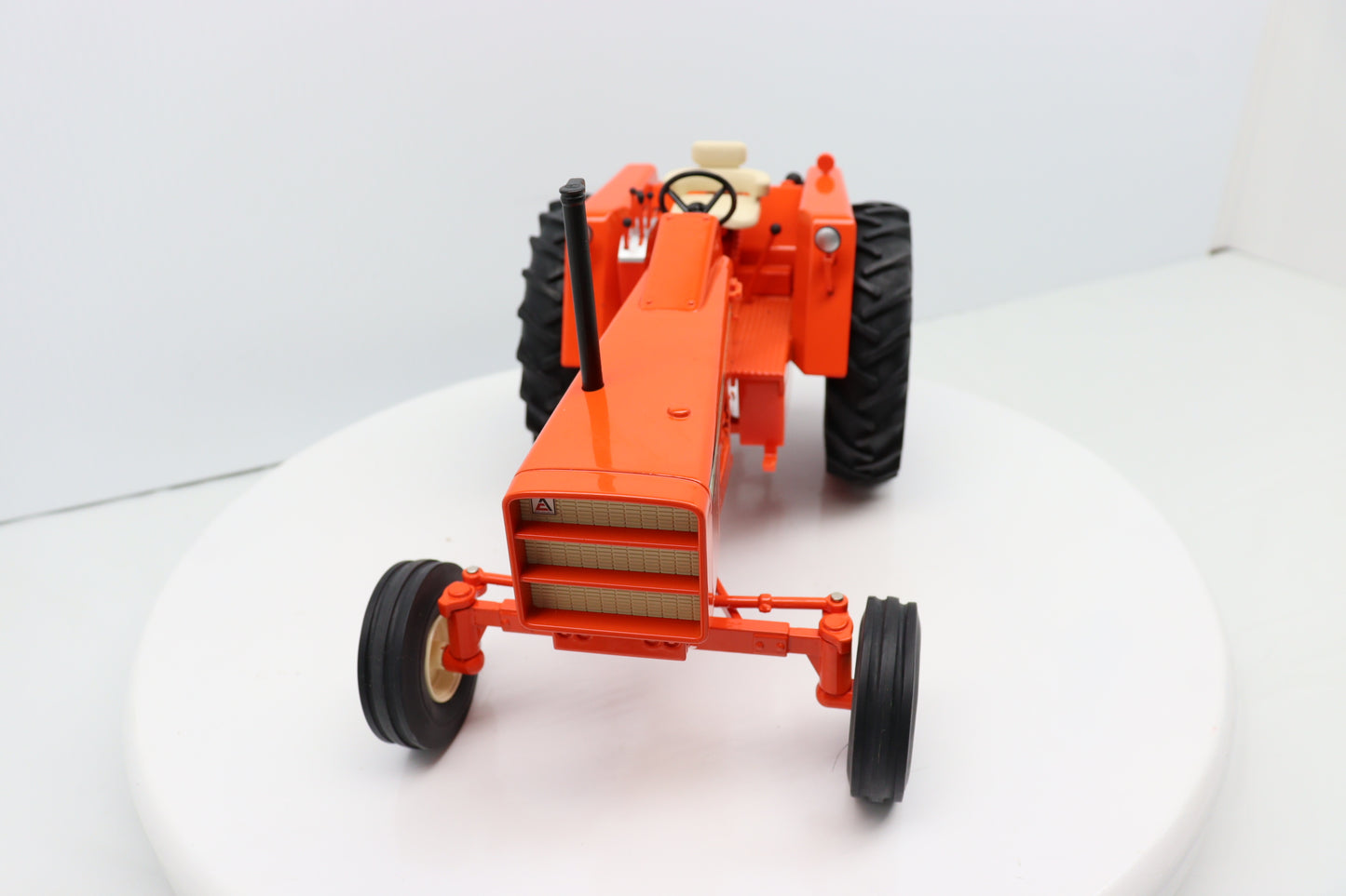 1/16 Allis-Chalmers 190XT