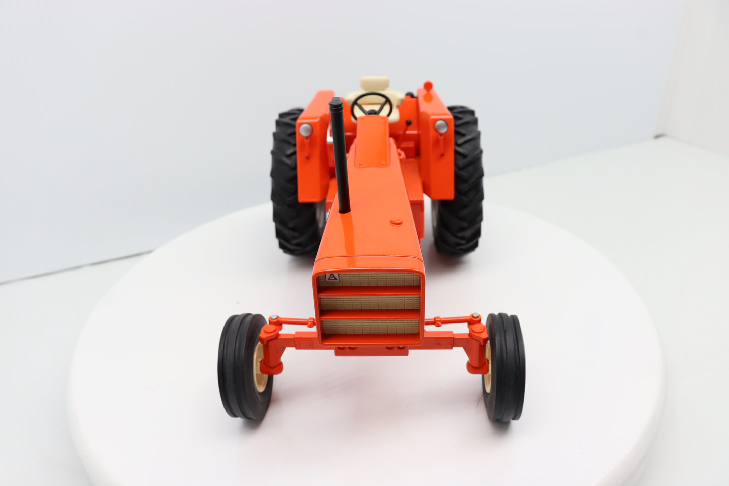 1/16 Allis-Chalmers 190XT