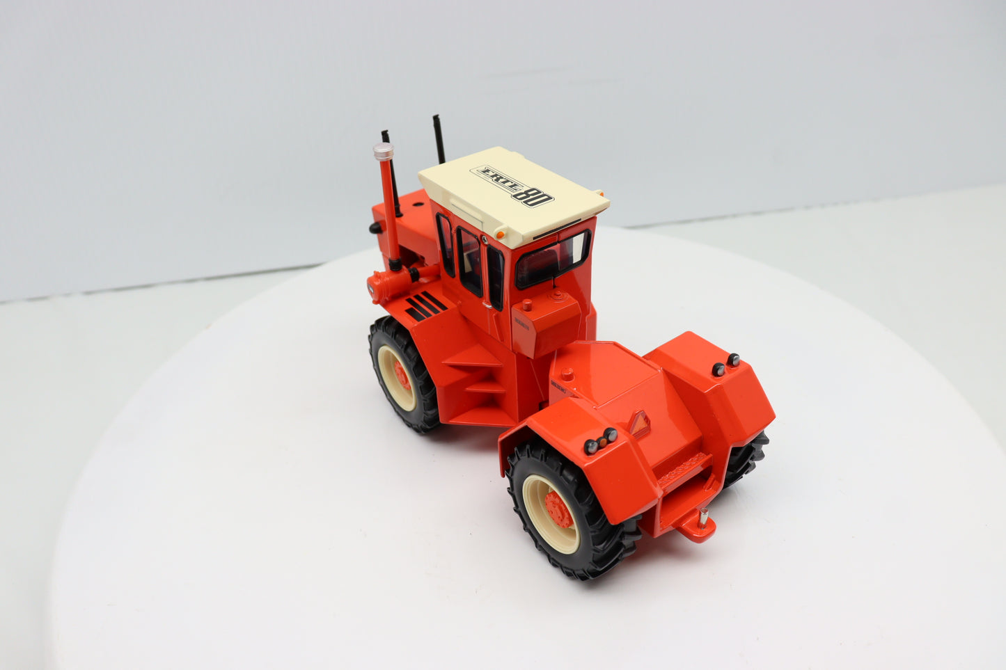 1/32 Allis Chalmers 440