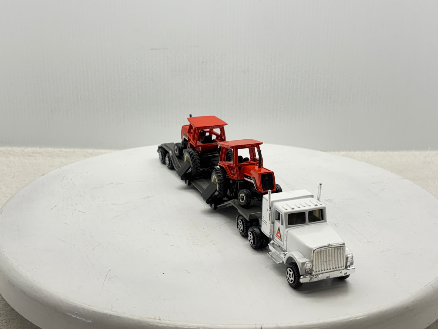 1/64 Allis-Chalmers 8070 Semi Set