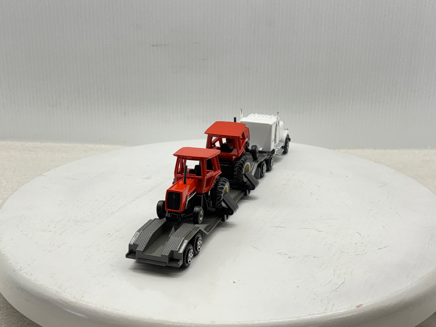 1/64 Allis-Chalmers 8070 Semi Set