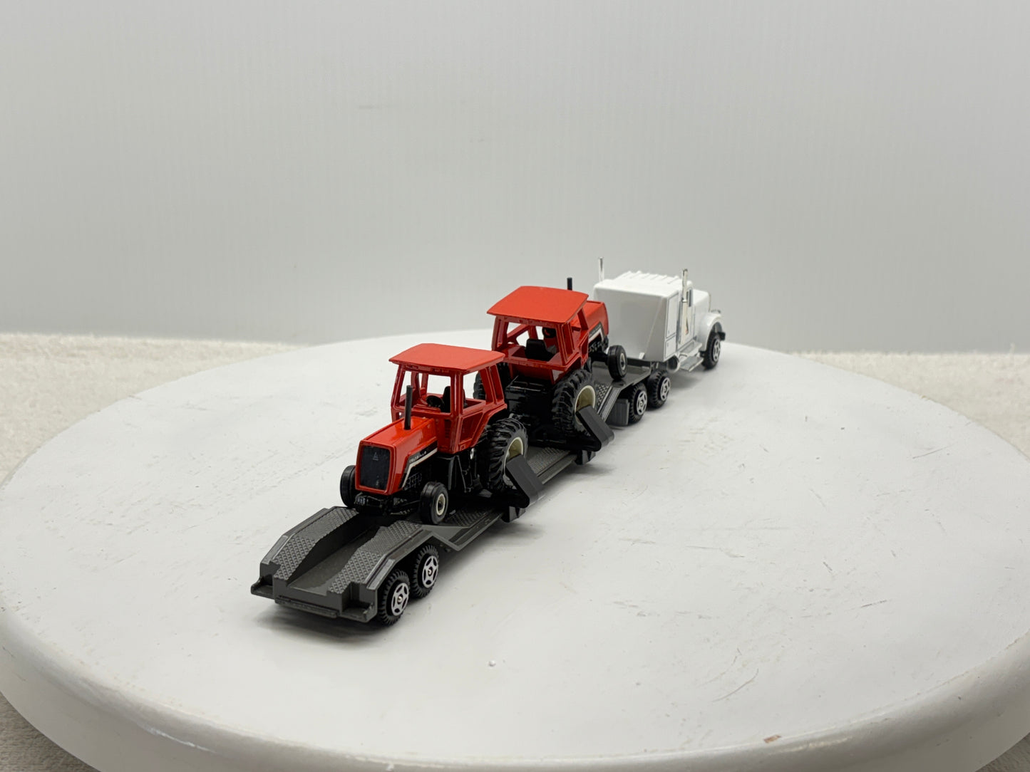 1/64 Allis-Chalmers 8070 Semi Set