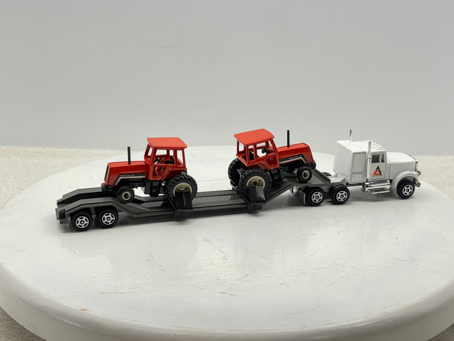 1/64 Allis-Chalmers 8070 Semi Set