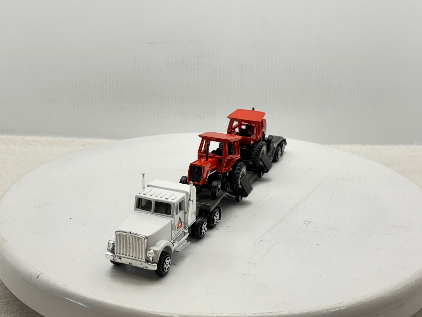 1/64 Allis-Chalmers 8070 Semi Set