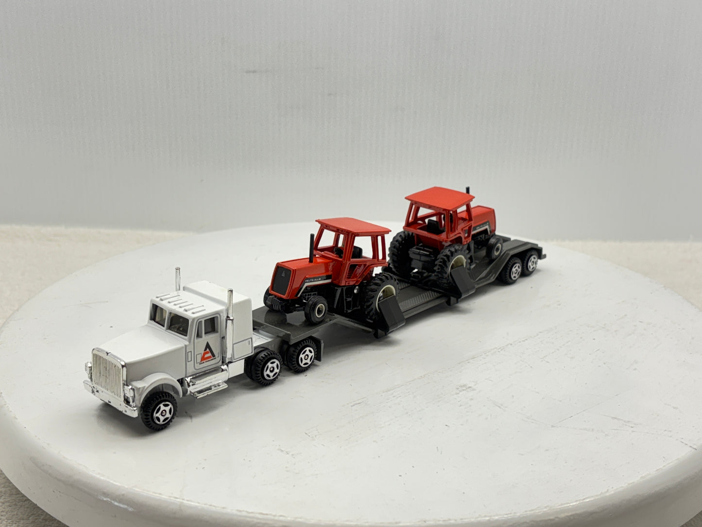 1/64 Allis-Chalmers 8070 Semi Set