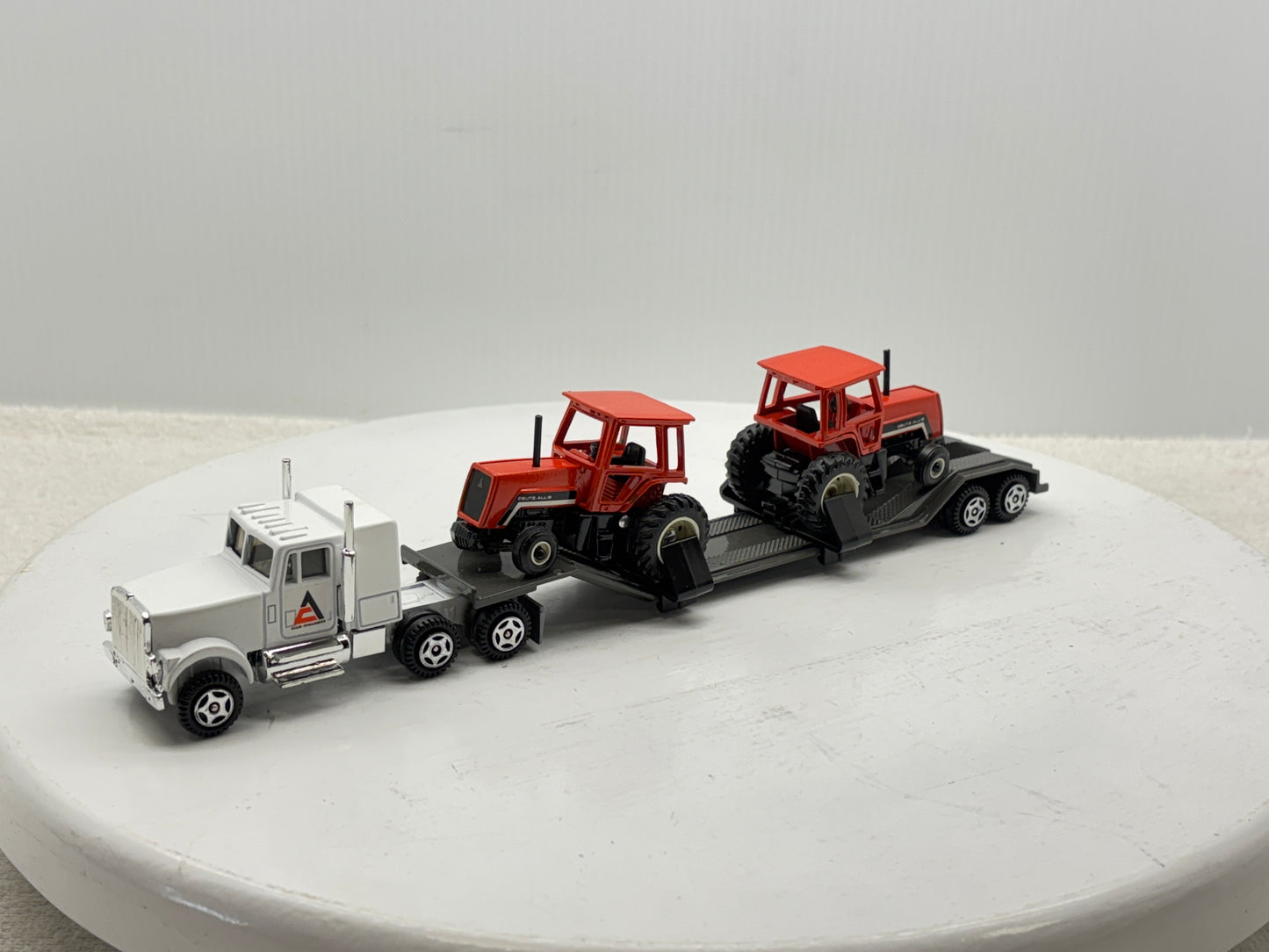 1/64 Allis-Chalmers 8070 Semi Set