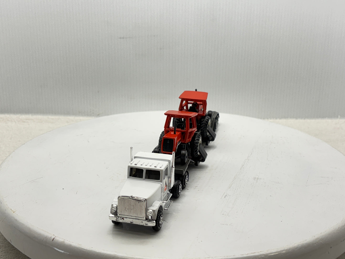 1/64 Allis-Chalmers 8070 Semi Set