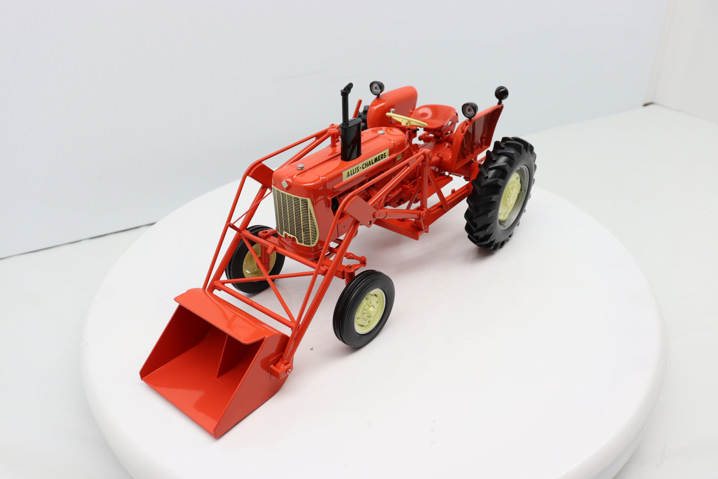 1/16 Allis Chalmers D-15 SCT939