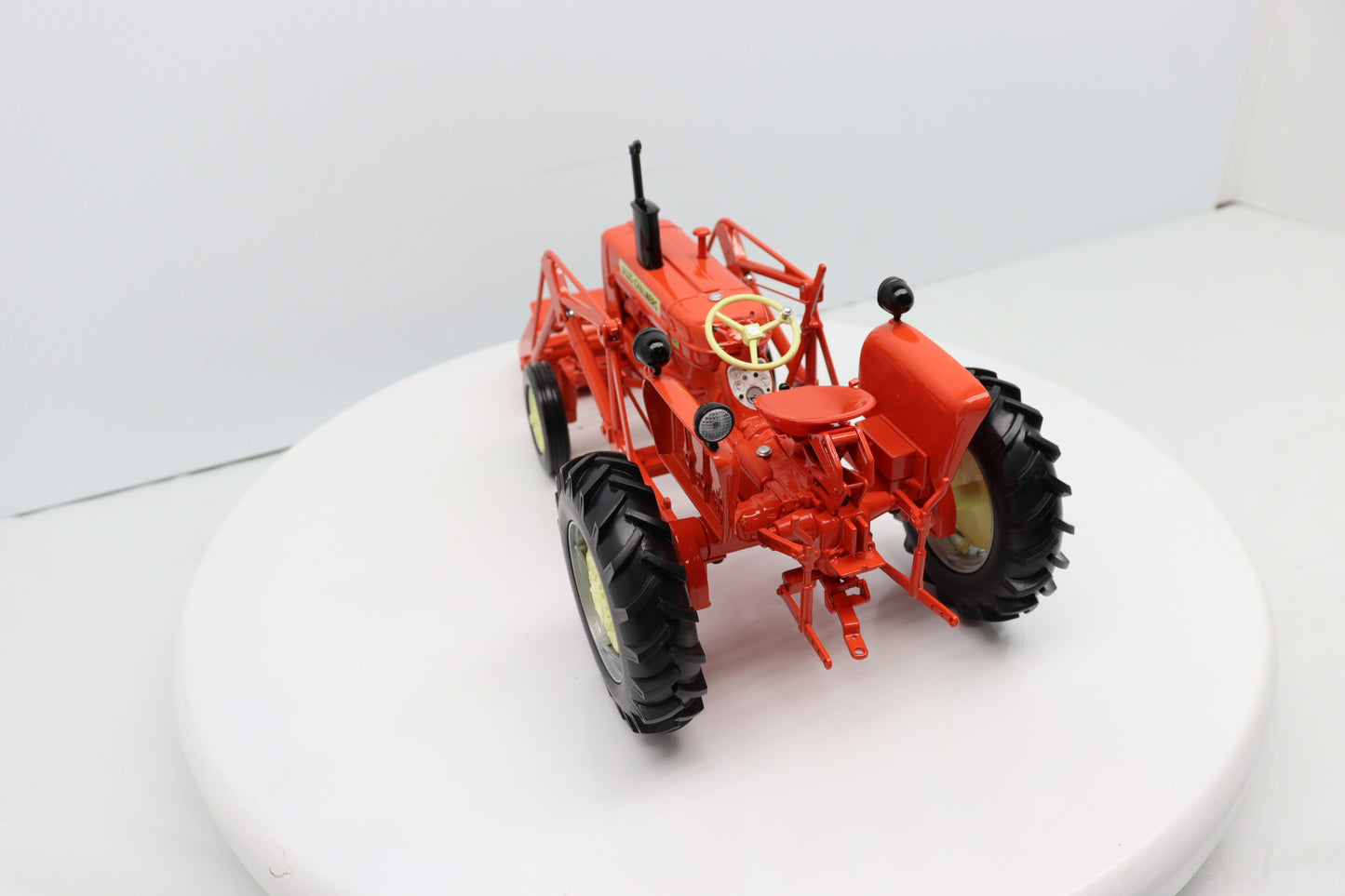 1/16 Allis Chalmers D-15 SCT939