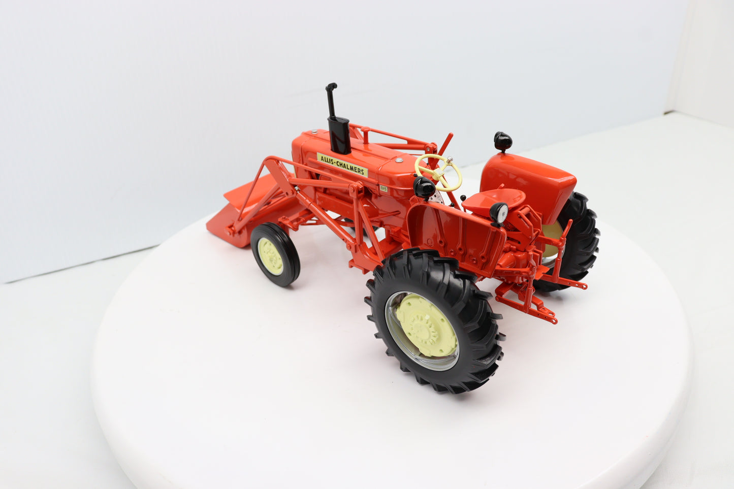 1/16 Allis Chalmers D-15 SCT939