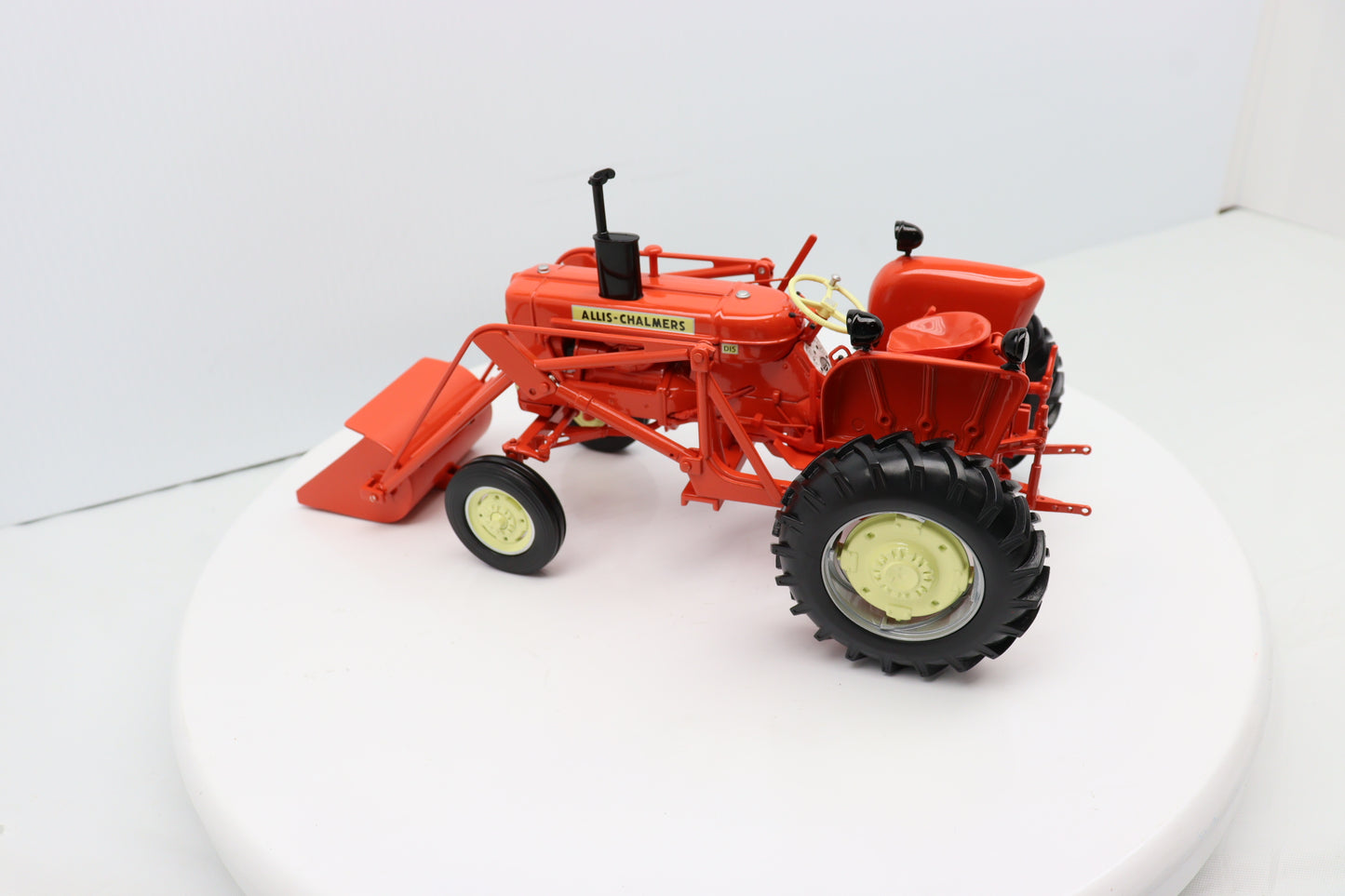 1/16 Allis Chalmers D-15 SCT939