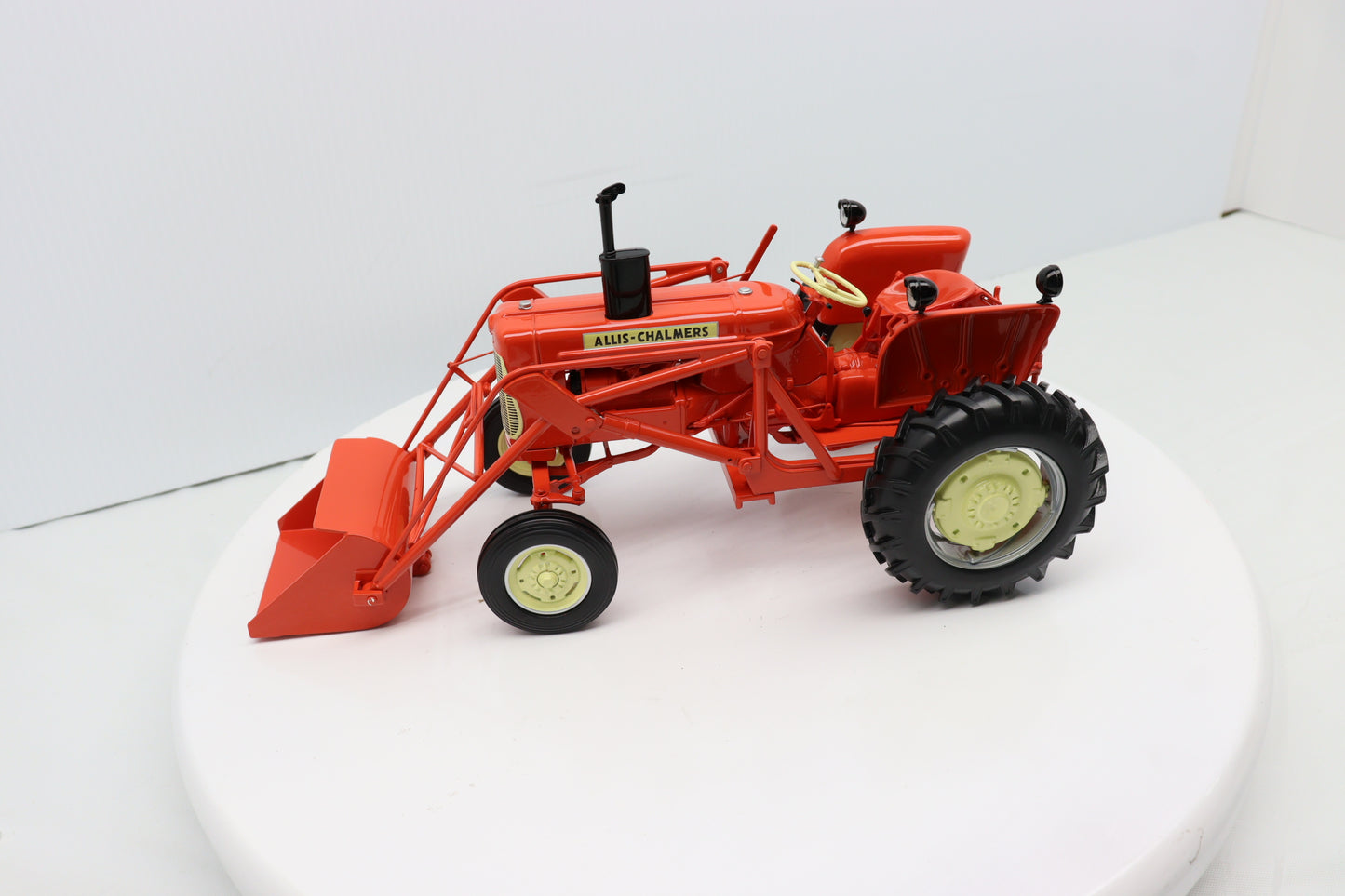 1/16 Allis Chalmers D-15 SCT939