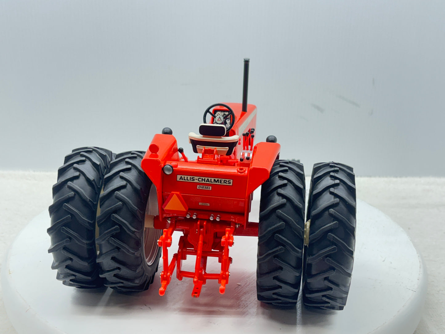 1/16 Allis-Chalmers One-Ninety