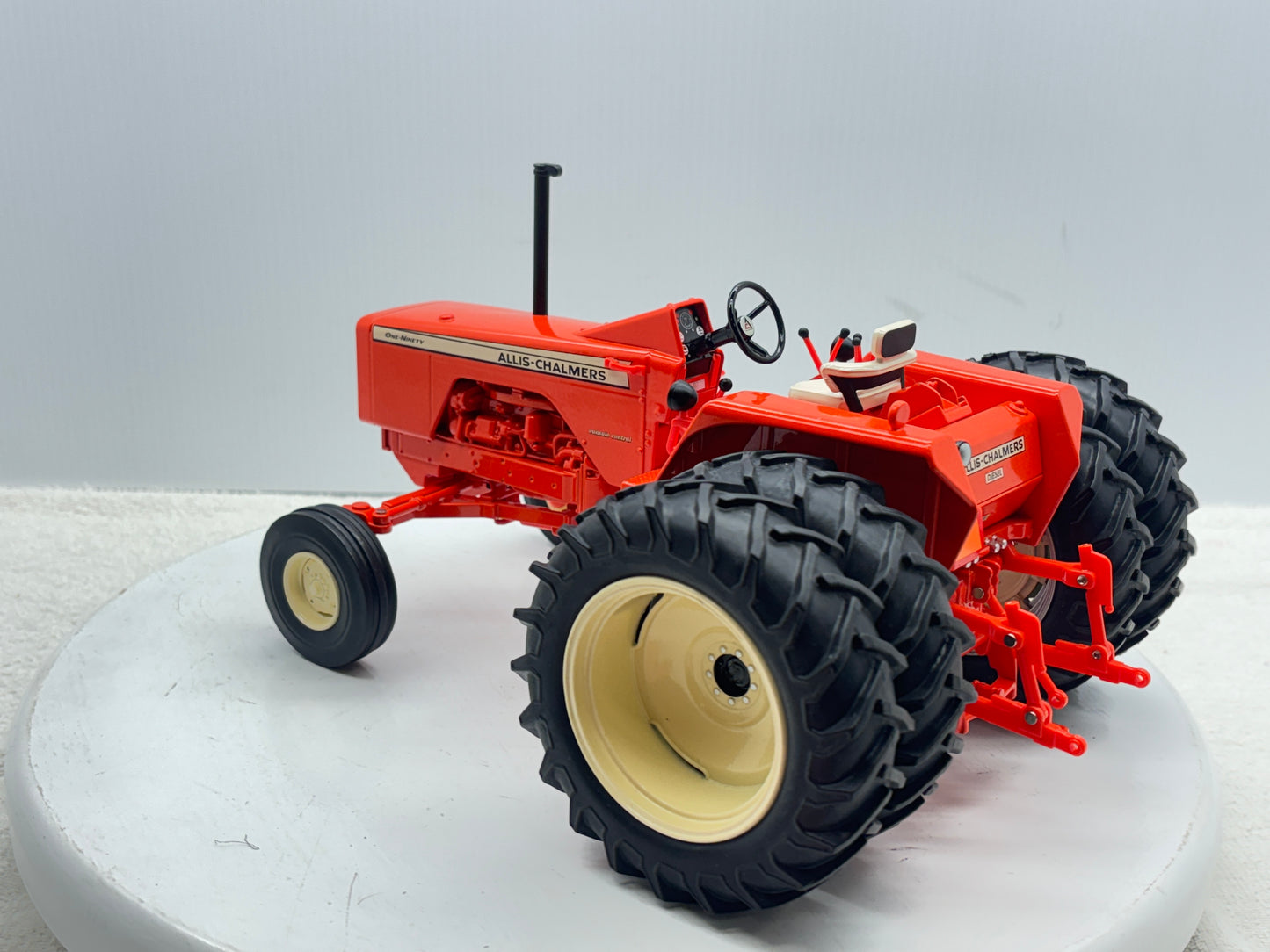 1/16 Allis-Chalmers One-Ninety