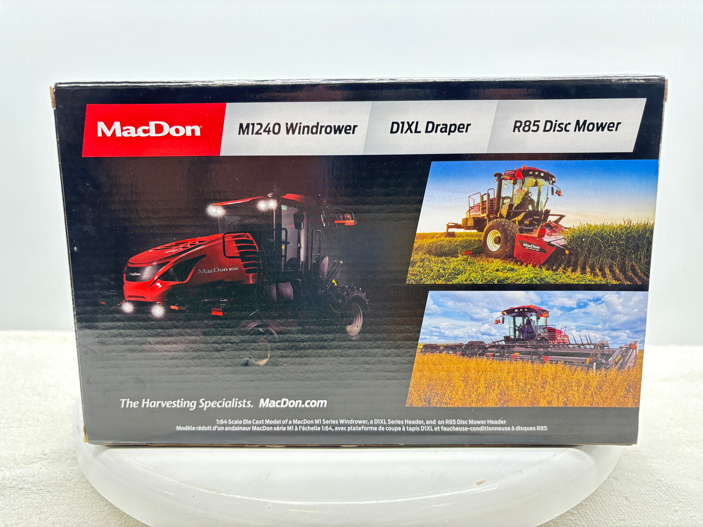 1/64 MacDon M1240