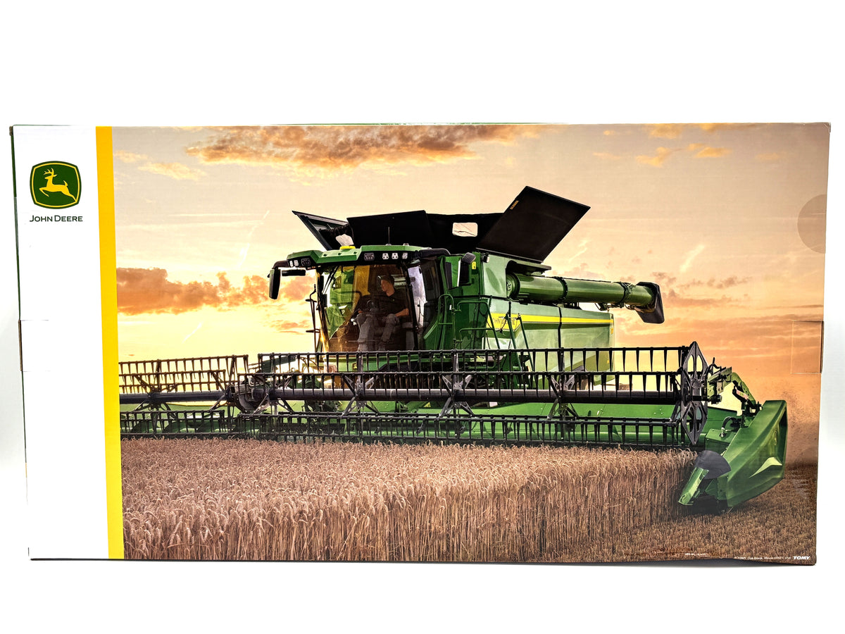 1/32 John Deere S7 900 Tracked Prestige Combine