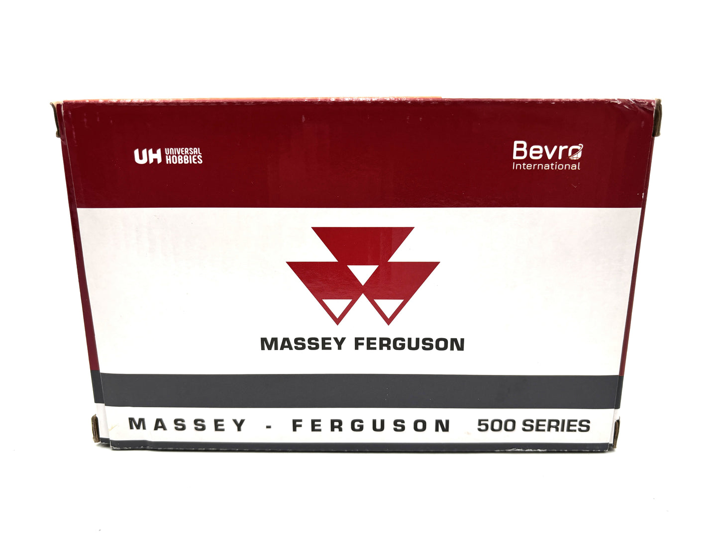 1/32 Massey Ferguson 590 with Cab