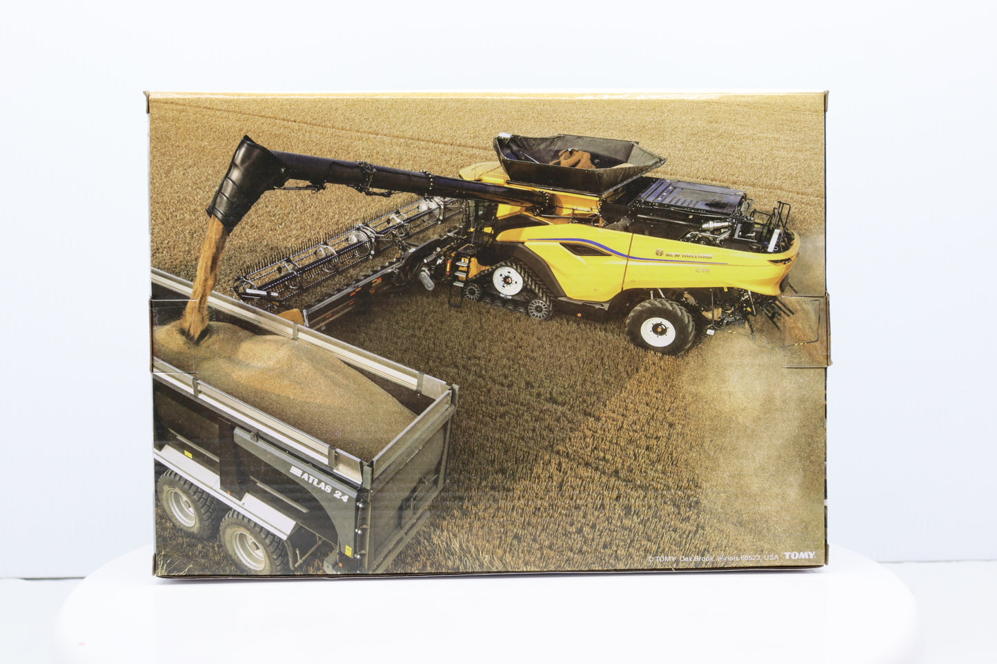 1/64 New Holland CR11 Farm Show Tracked