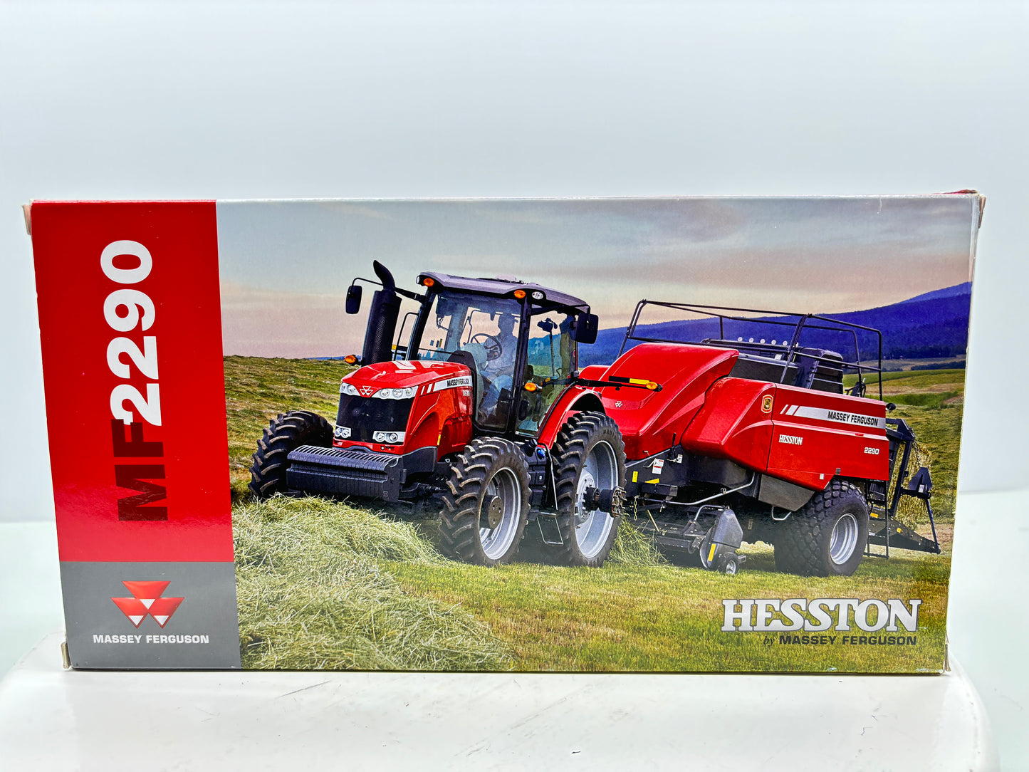1/32 Massey Ferguson 2290