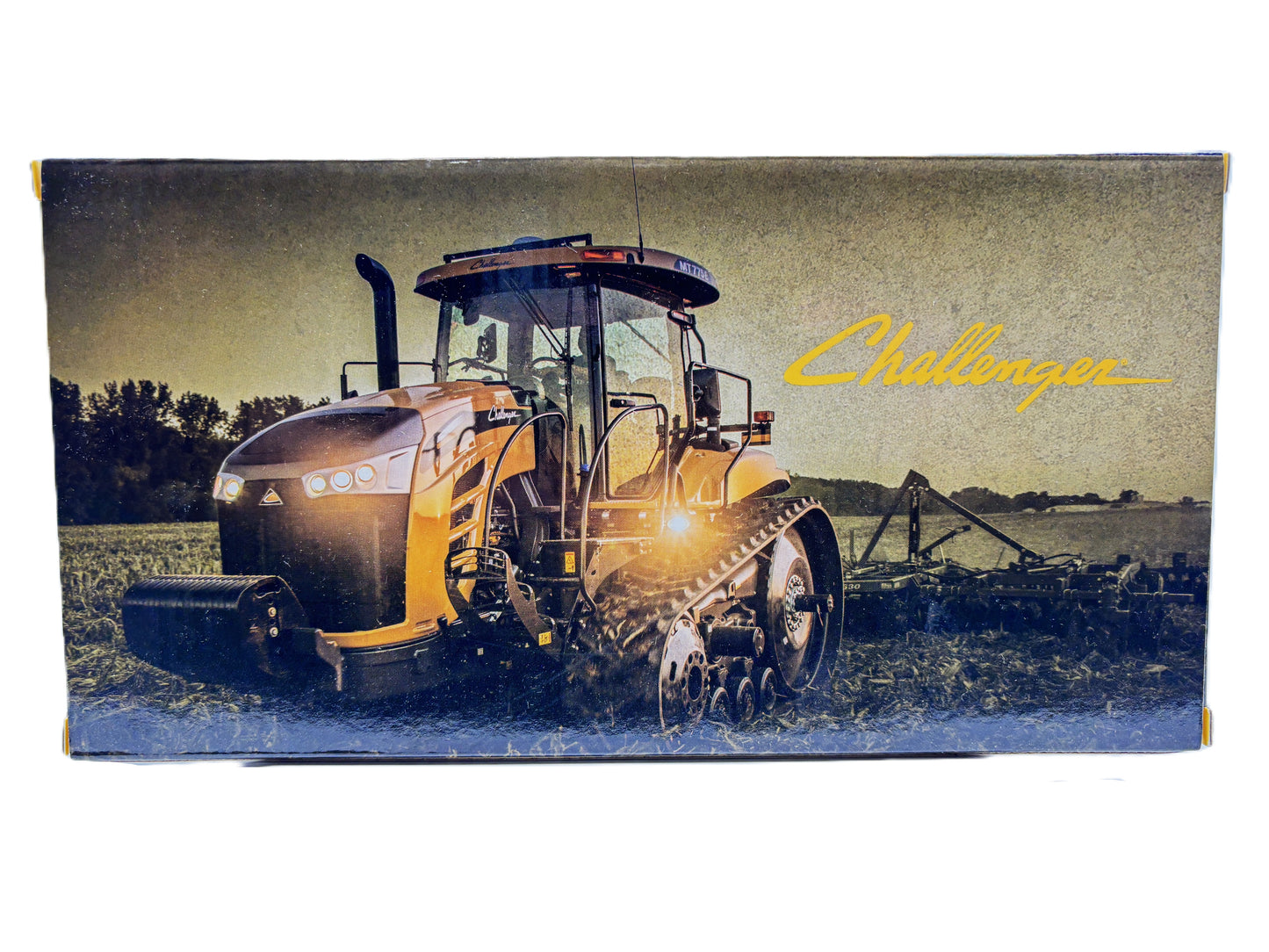 1/32 Challenger MT775E