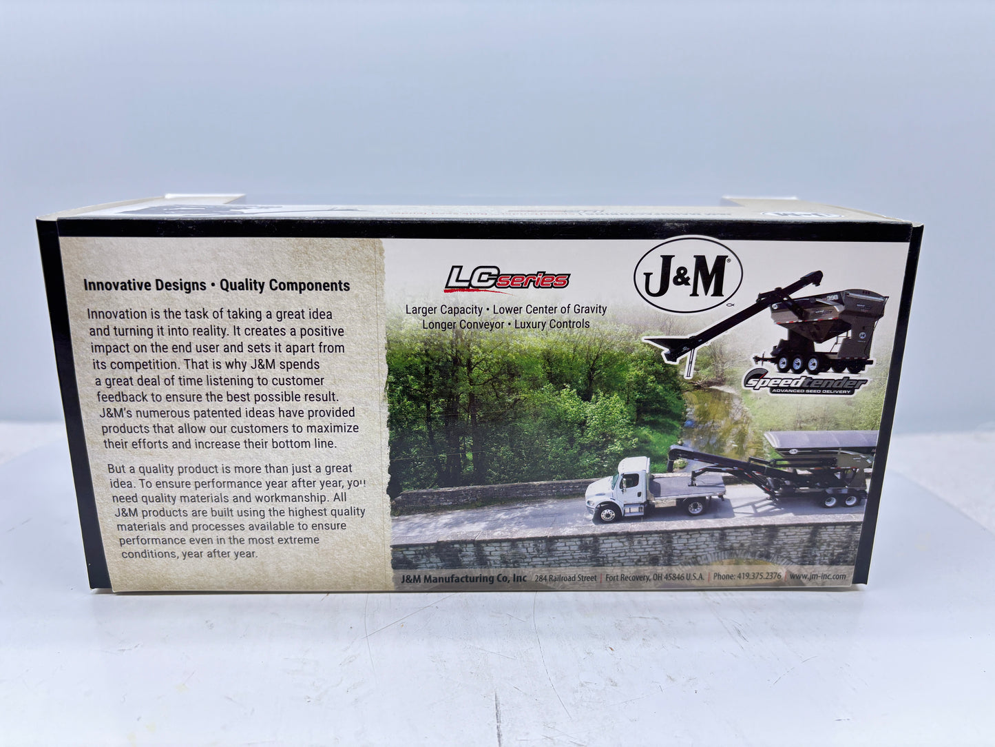 1/64 J&M LC390 Bulk Seed Tender Black