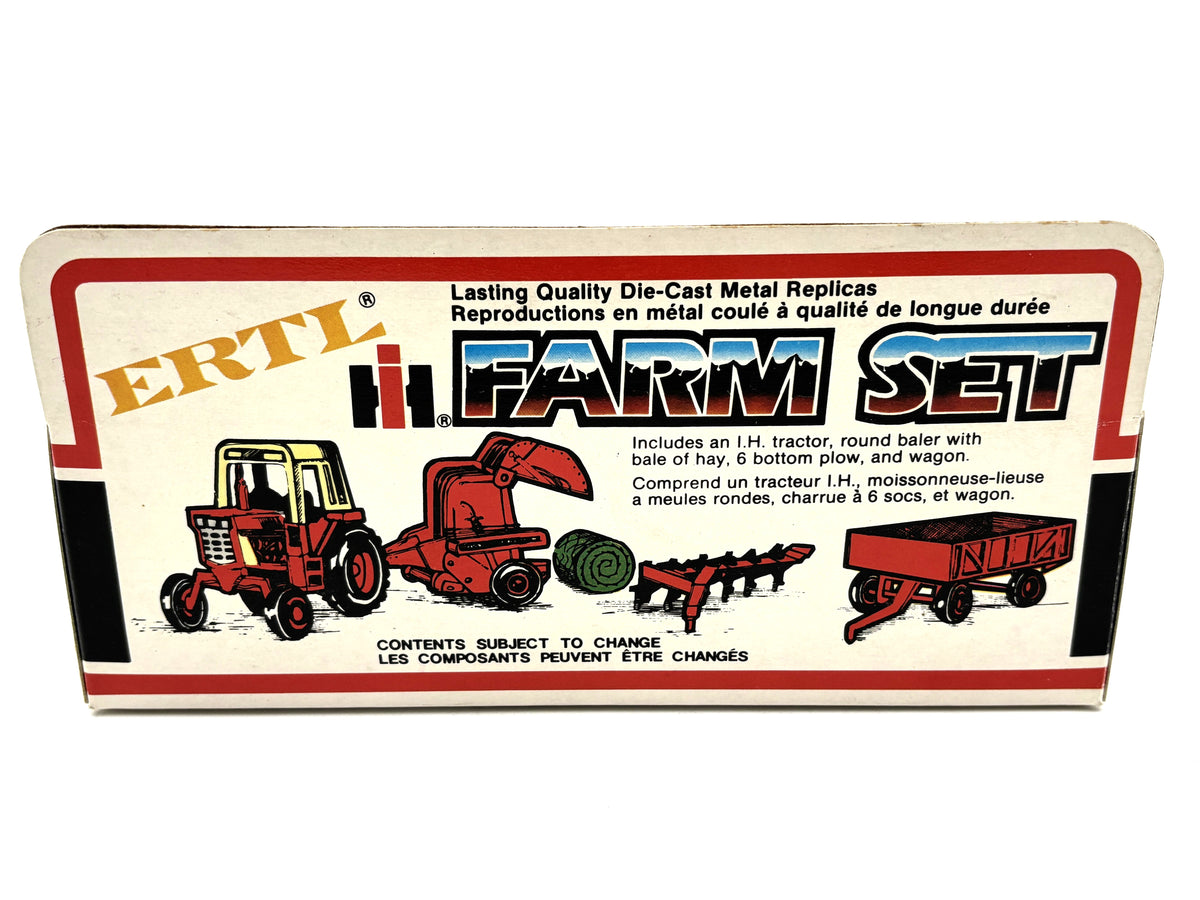 1/64 International 4 Piece Farm Set