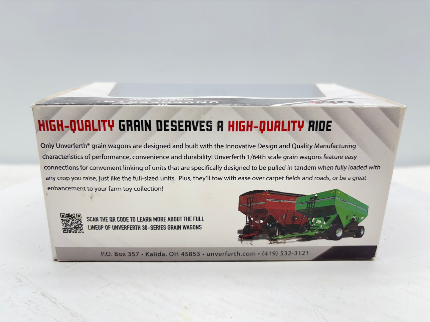 1/64 Unverferth 630 Green Gravity Wagon