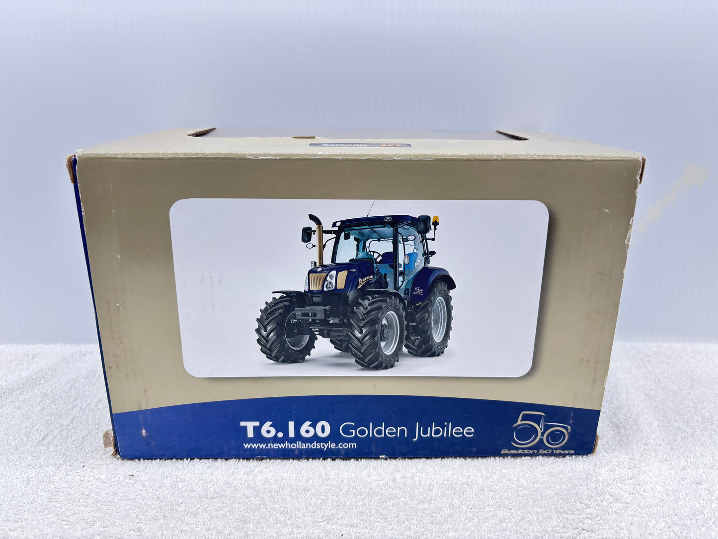 1/32 New Holland T6.160 Golden Jubilee
